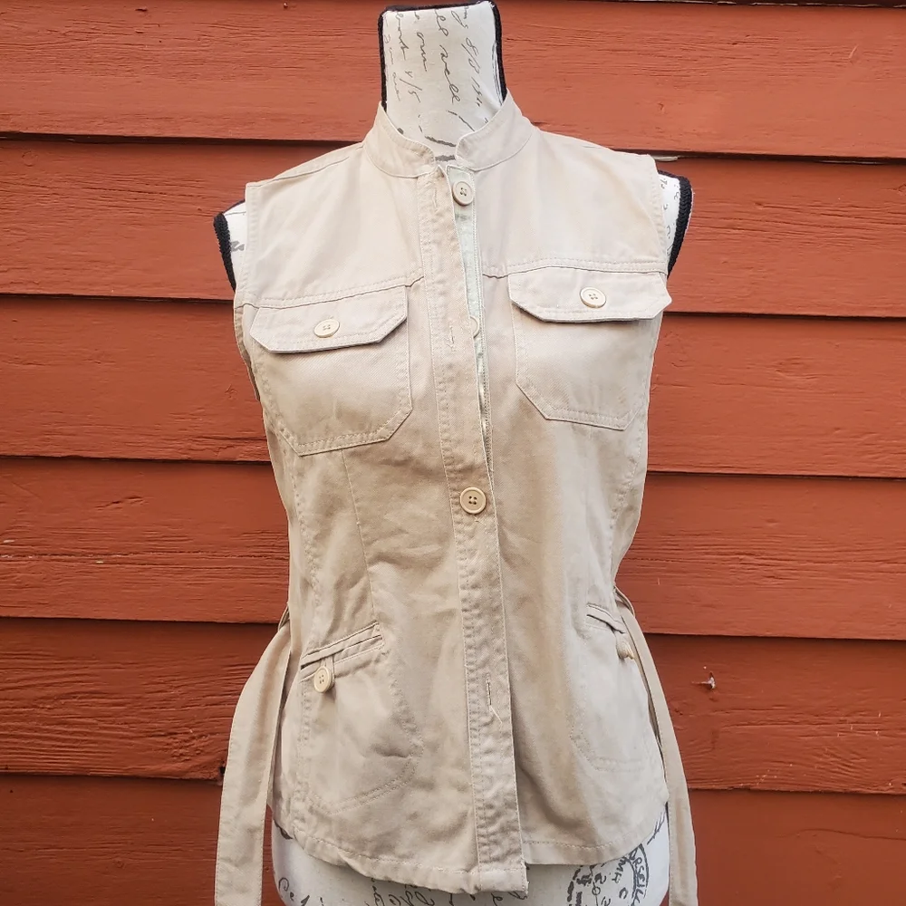 DCC Belted Cargo Vest Women's Size  Medium EUC - Picture 6 of 9